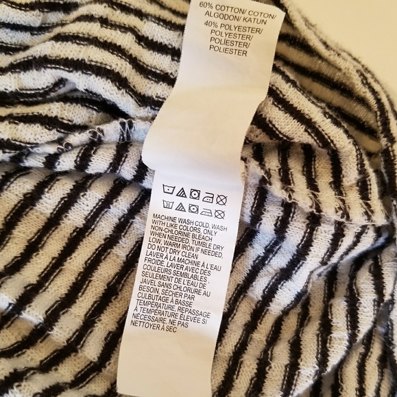 Lucky Brand Women's Top, 3/4 sleeve, Size Medium - Picture 3 of 8